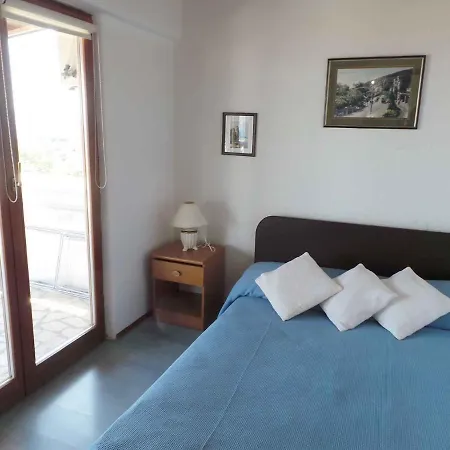 In 34848 Apartment